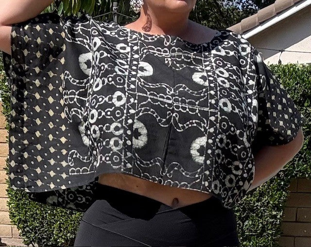 Lightweight Travel Friendly Crop Top For Women | Black Lux